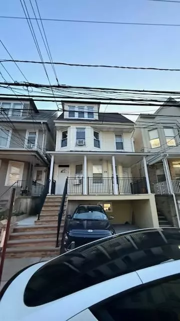 Weehawken, NJ 07086,59 46TH ST #3