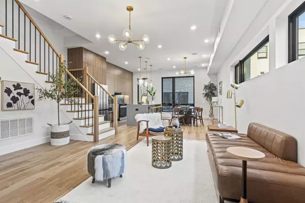 Jc Heights, NJ 07307,32 HANCOCK AVE #3