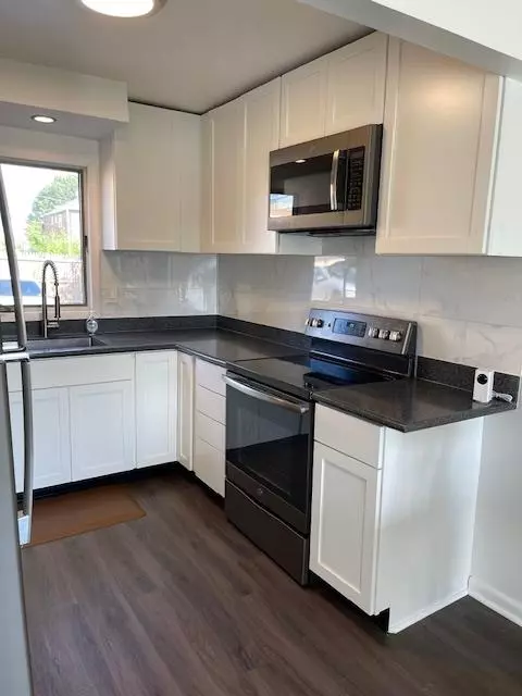 Secaucus, NJ 07094,190 CHARLES ST #190