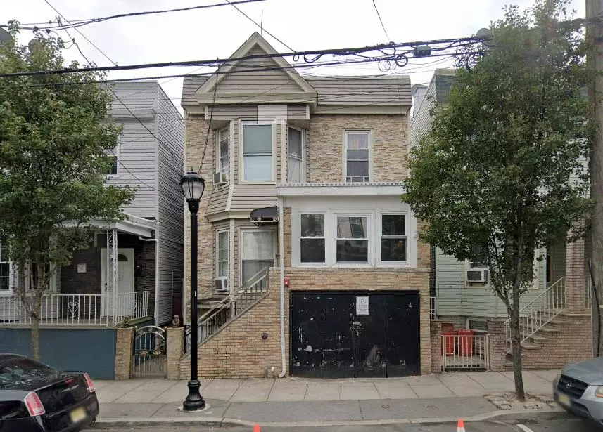 Union City, NJ 07087,313 49TH ST  #1