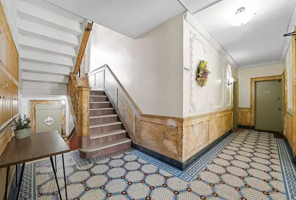 North Bergen, NJ 07047,7603 1ST AVE #B2