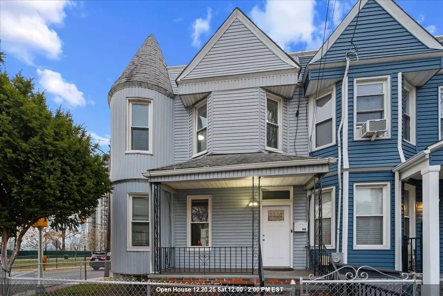 668 PALISADE AVE, Jc Heights, NJ 07307