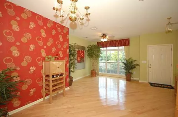 Jc Greenville, NJ 07305,275 CUSTER AVE  #233