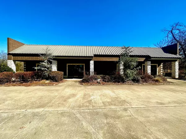 1322 W MAIN, Antlers, OK 74523