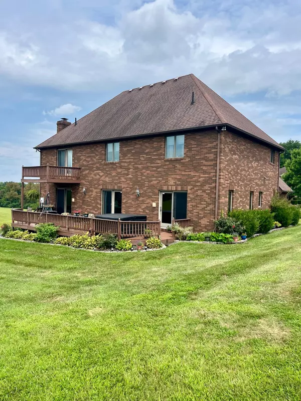 Jackson, OH 45640,75 Evanswood