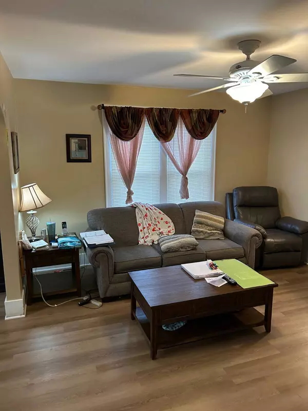 Amsterdam, NY 12010,22 Grieme Avenue