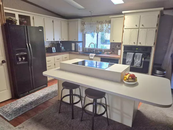 100 Hampton rd. #033, Clearwater, FL 33759