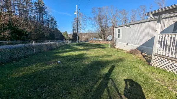 Gray, KY 40734,496 HWY 233
