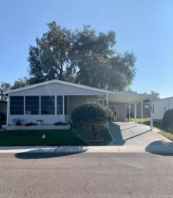 6074 Spring Lake Circle, Zephyrhills, FL 33540