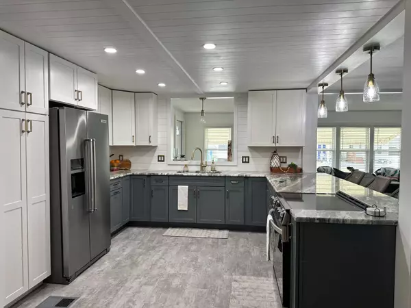 75 Punta Ct, Fort Myers, FL 33912