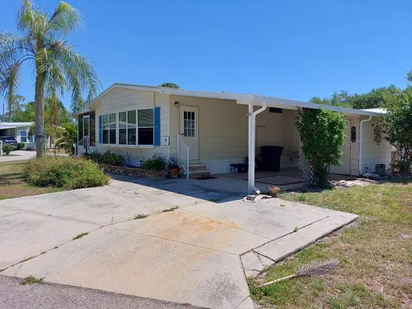 10010 Bay Hill Ct. #1B, North Fort Myers, FL 33903