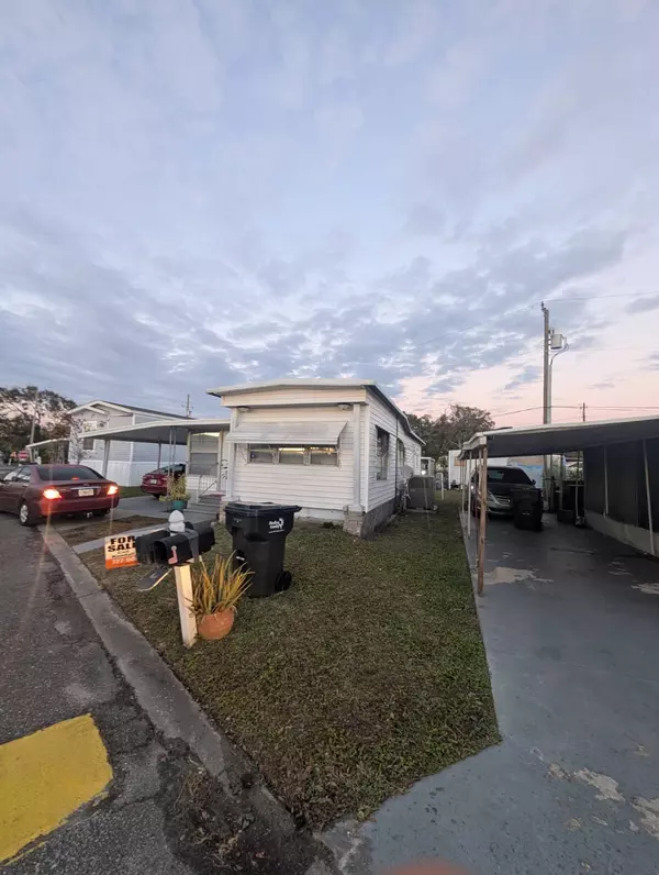 Saint Petersburg, FL 33714,4000 24th st n #225