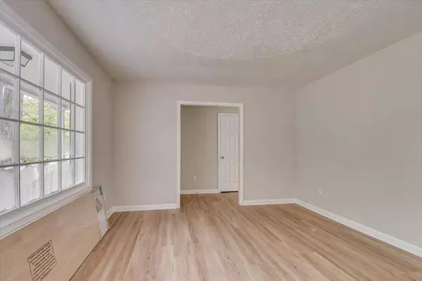 Aiken, SC 29803,21 Converse Dr