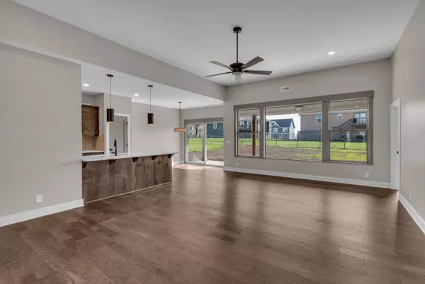 Cameron, MO 64429,812 Timberline Drive