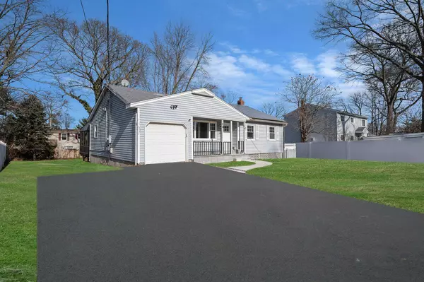 Ronkonkoma, NY 11779,14 Emily Drive