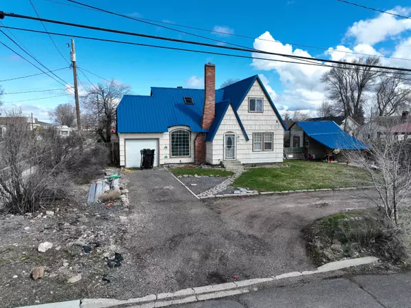 Burns, OR 97720,680 W B St