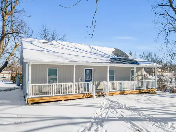 Cameron, MO 64429,615 E 7th St