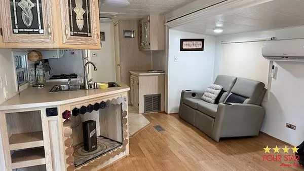 Vero Beach, FL 32968,9455 108th ave #234