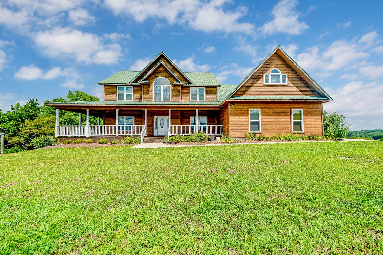 3125 Knob Creek Road, Bybee, TN 37713