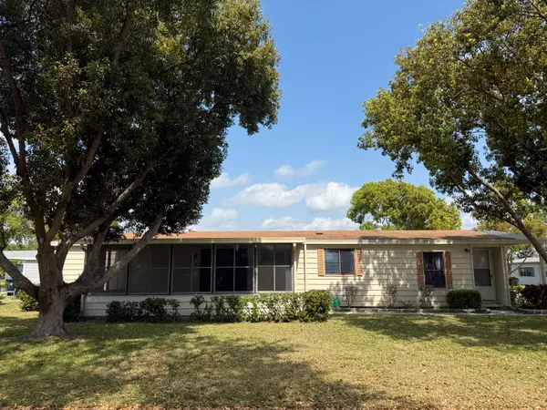 501 East Moore Dr, Auburndale, FL 33823