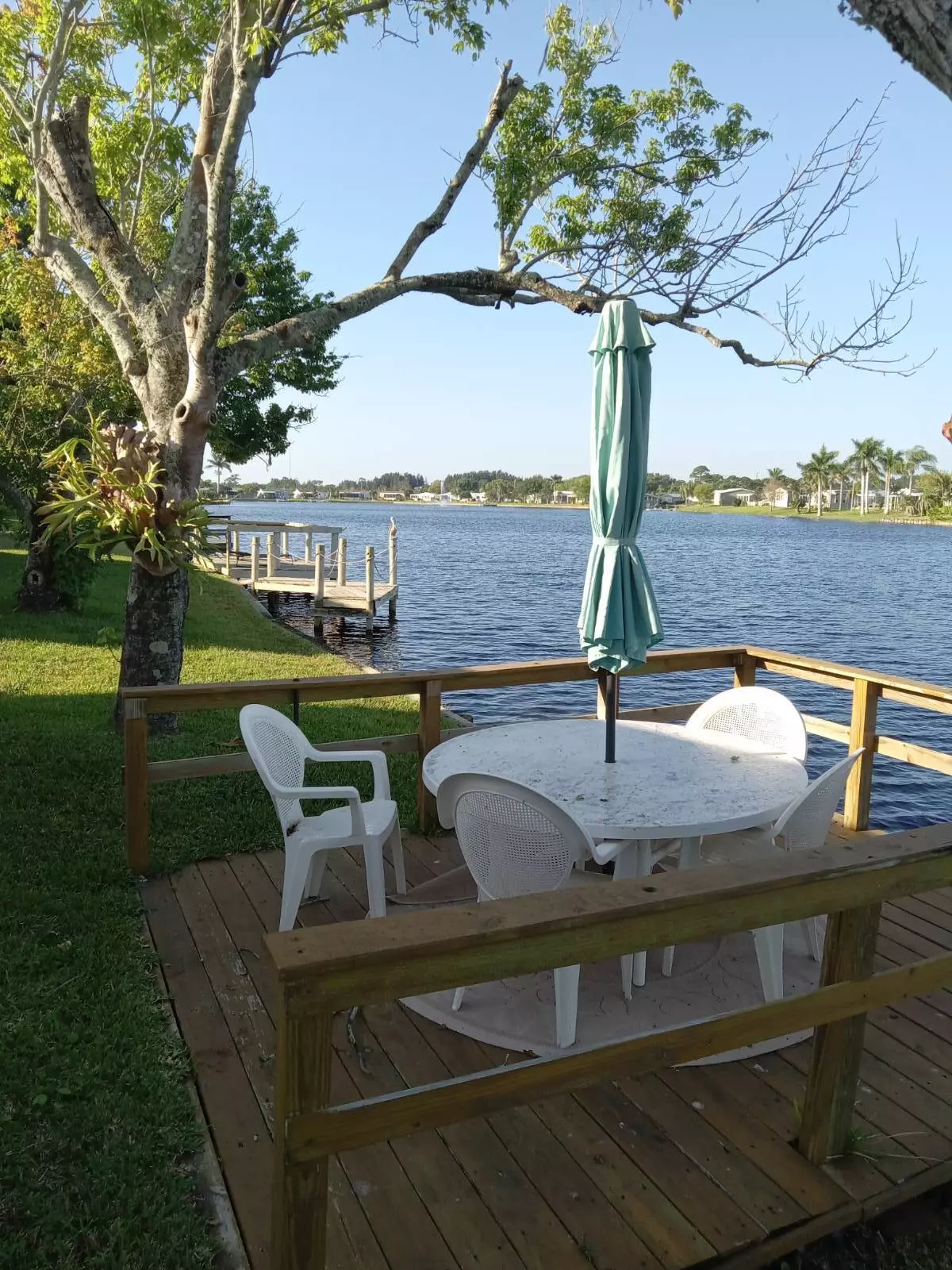 Sebastian, FL 32958,2057 East Lakeview drive #2057