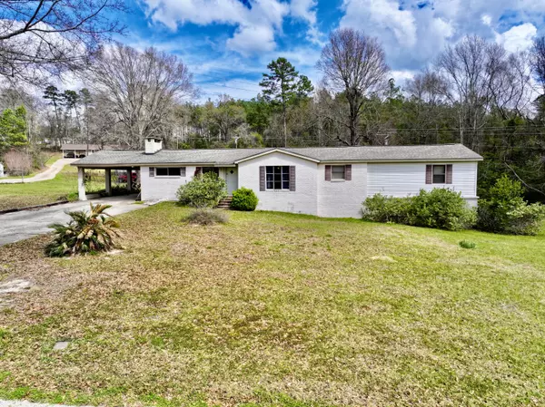 857 Club Wiley Road, Jackson, AL 36545