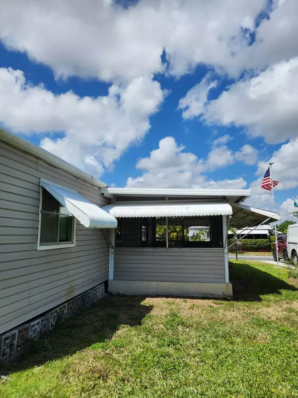 Boynton Beach, FL 33436,4416 King Theodore #248