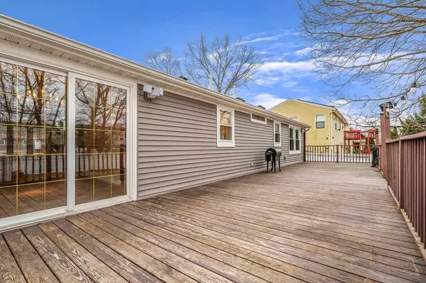 Bay Shore, NY 11706,1151 Joselson Avenue