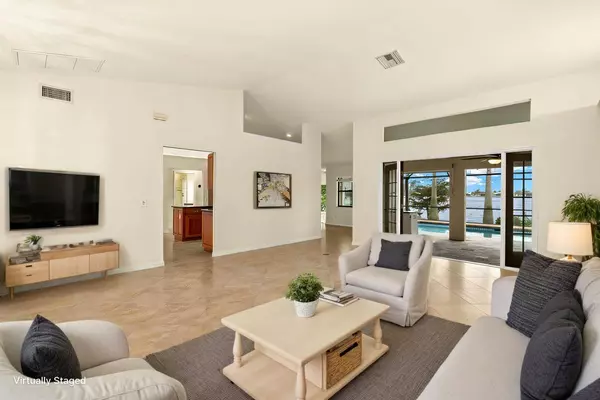 Cape Coral, FL 33991,920 SW 4th Pl