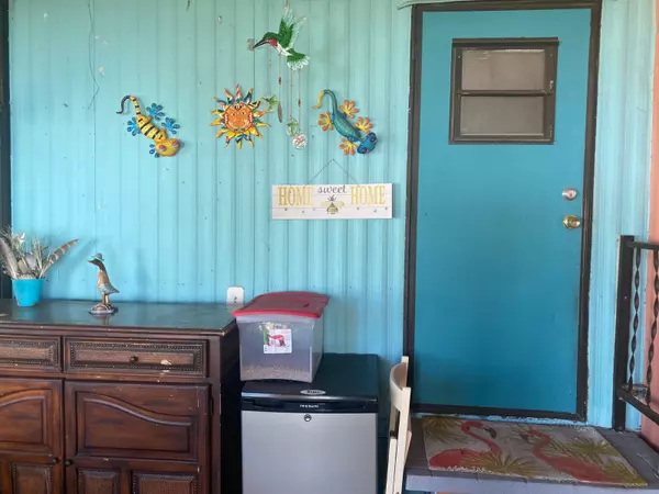 Flagler Beach, FL 32136,12 White Feather