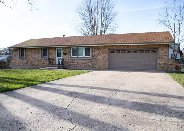 208 Dugan Dr, Cameron, MO 64429