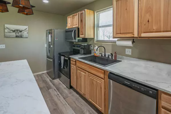 Adair, OK 74330,206 Lee Ave