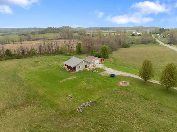 1418 State Route 85 E, Centertown, KY 42328