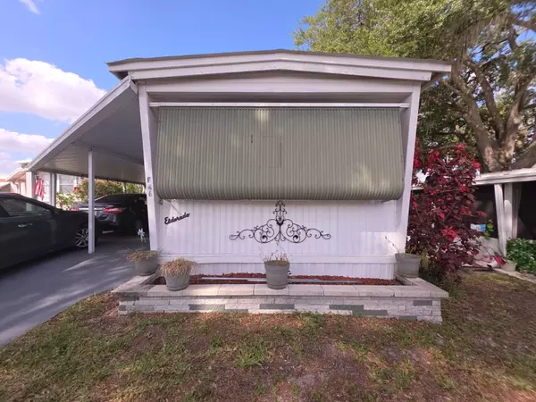 2121 New Tampa Hwy #F46, Lakeland, FL 33815