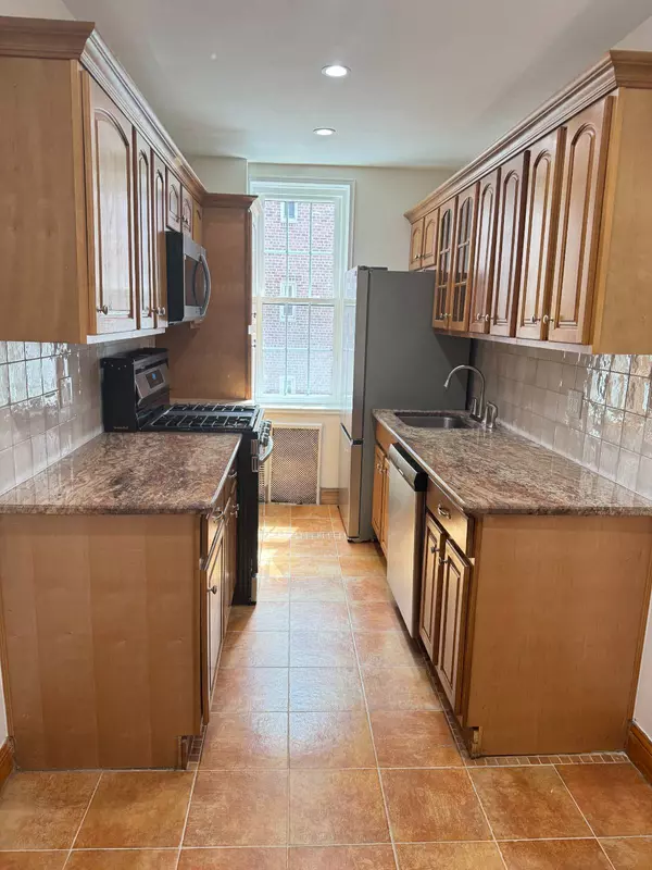 Brooklyn, NY 11234,2239 Troy Avenue #3N