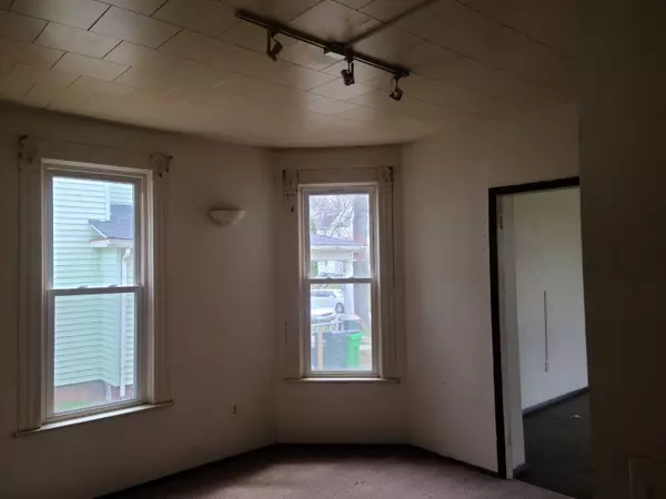 Alliance, OH 44601,146 S Park Ave