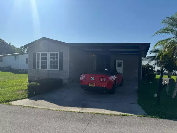 Plant City, FL 33565,400 Hummingbird Place