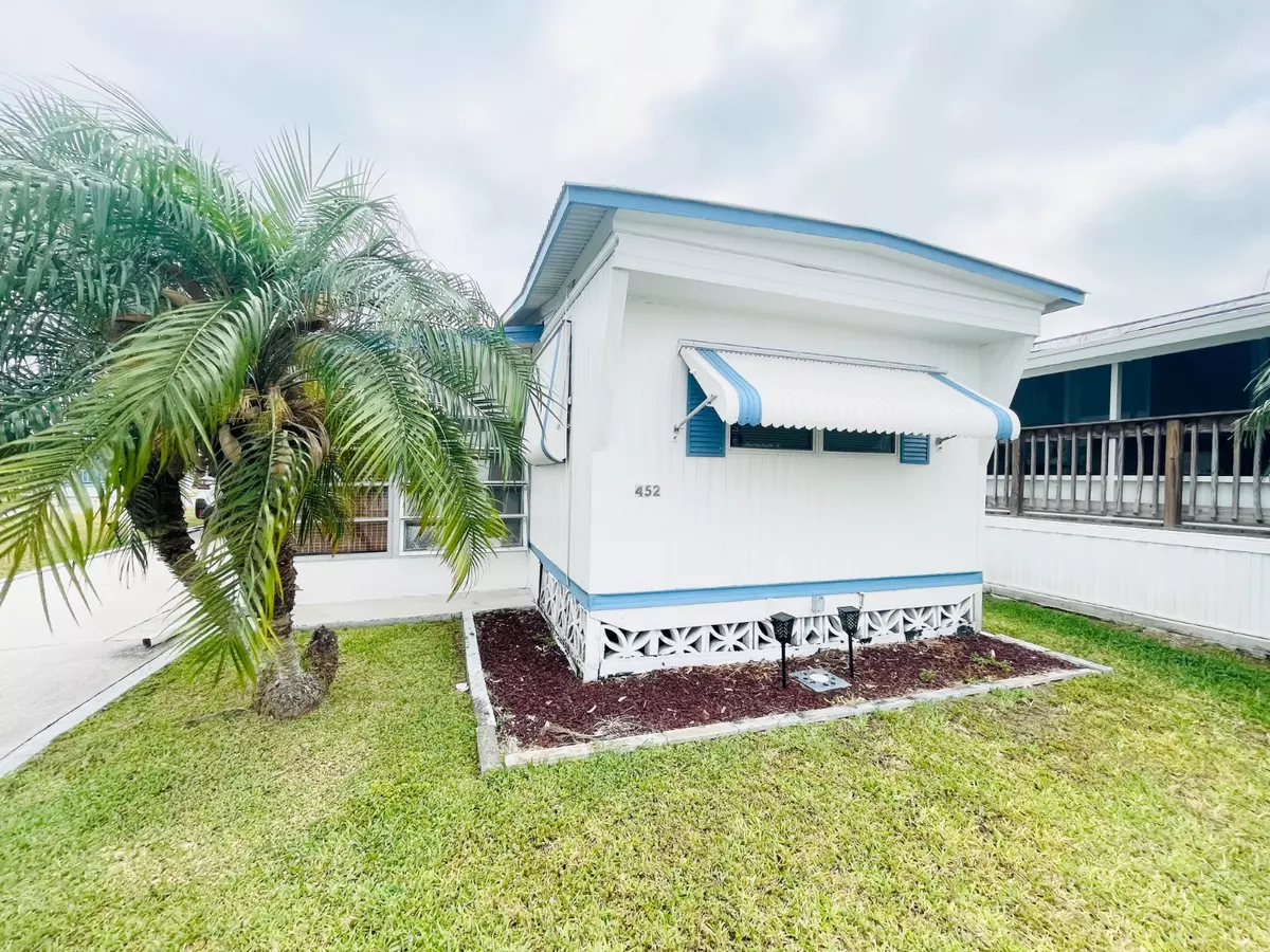 Lakeland, FL 33815,452 Holiday Blvd