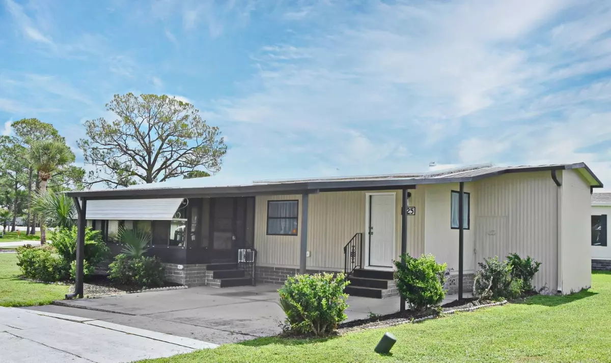 Oviedo, FL 32765,425 E Palm Valley Drive #209