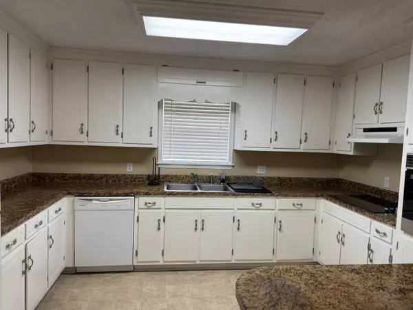 Jackson, AL 36545,112 Anne Street