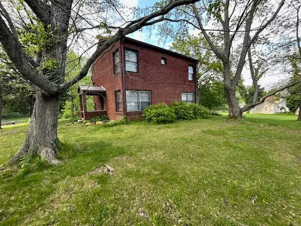 Lawrenceville, IL 62439,9823 State Route 250 #2, 3, & 4