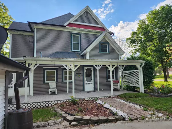 205 N Hundley St, Albany, MO 64402