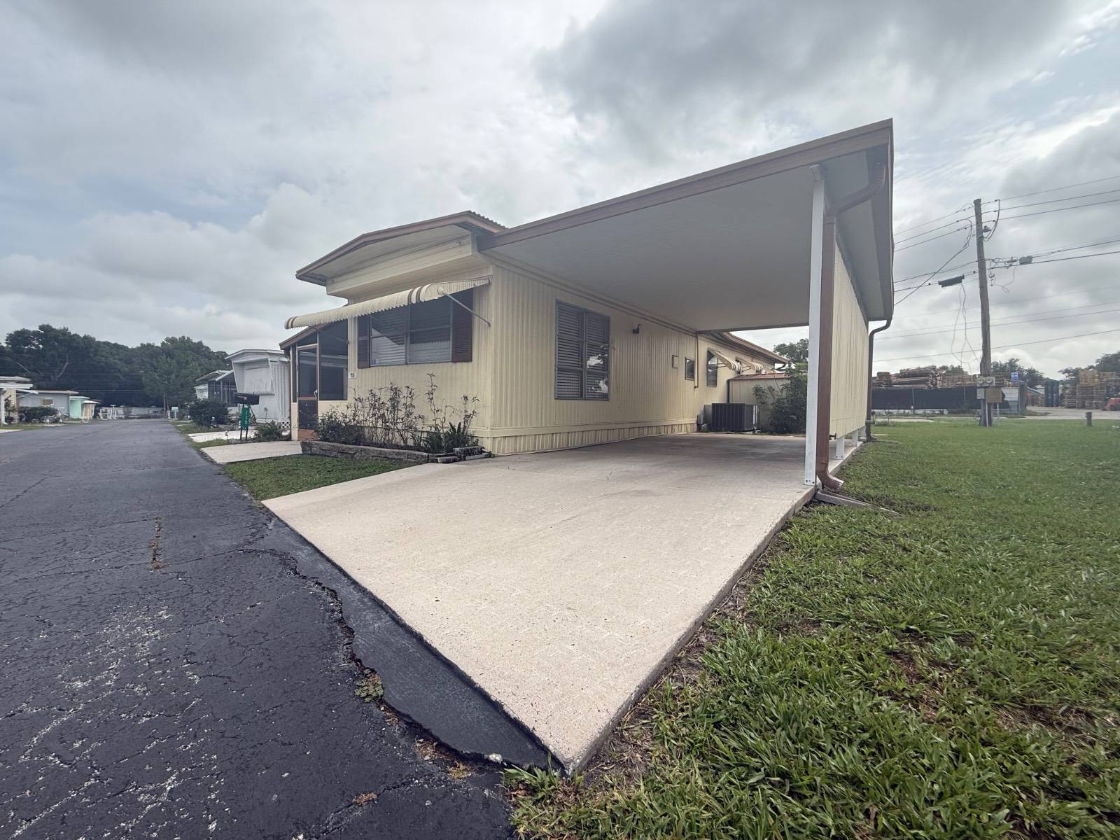Lakeland, FL 33815,115 Isbell Bates Drive