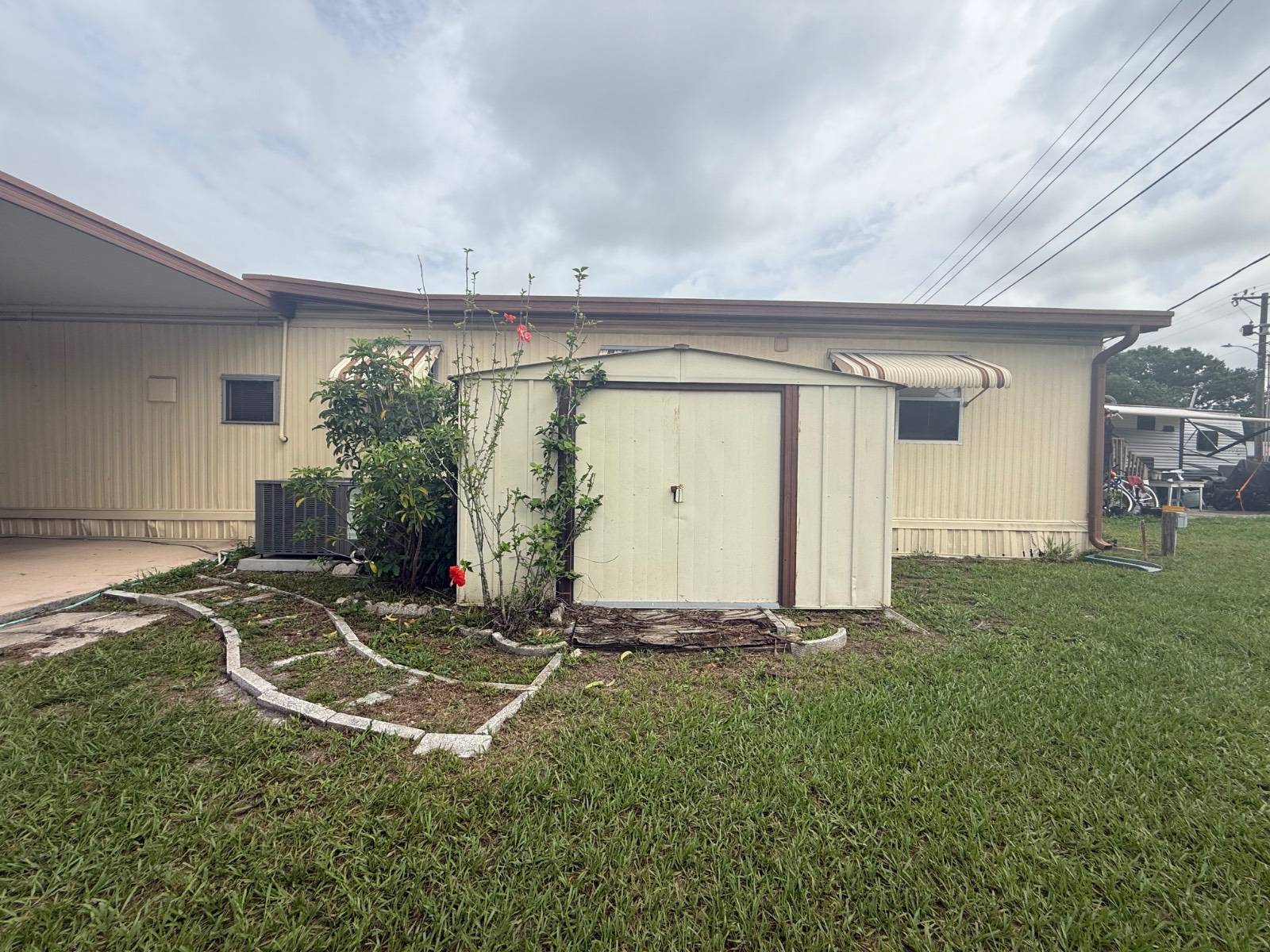 Lakeland, FL 33815,115 Isbell Bates Drive