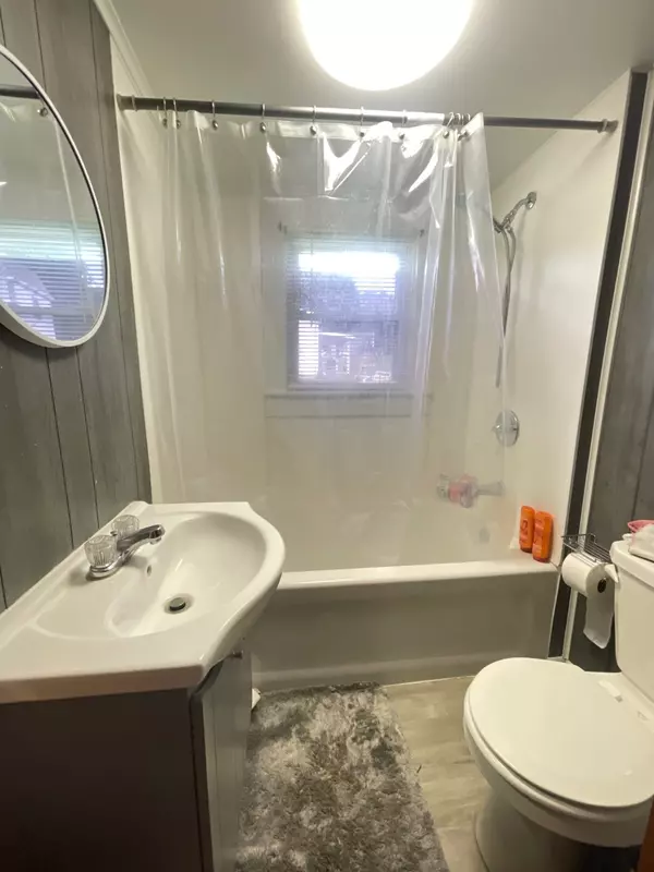 Tell City, IN 47586,76 Riverview Dr