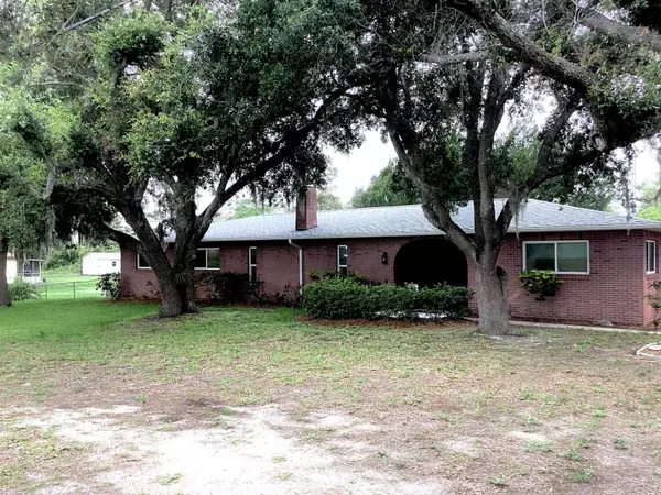 136 Hallmark Ave, Lake Placid, FL 33852