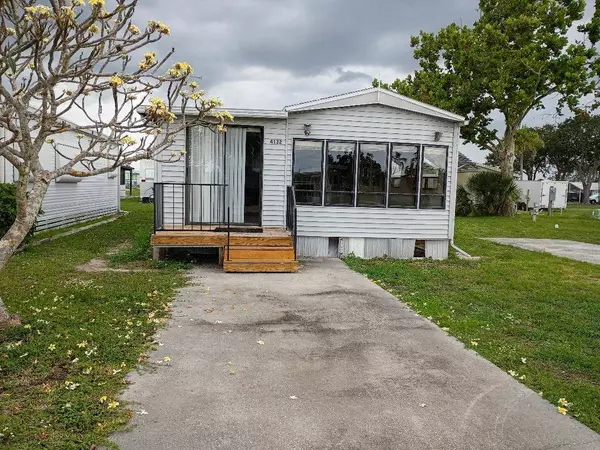 4132 Hoonani, Ruskin, FL 33570