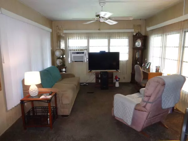 Lakeland, FL 33815,242 Esther St