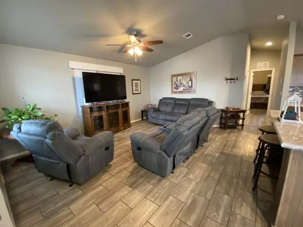 Mesa, AZ 85204,3300 E Broadway Rd #104