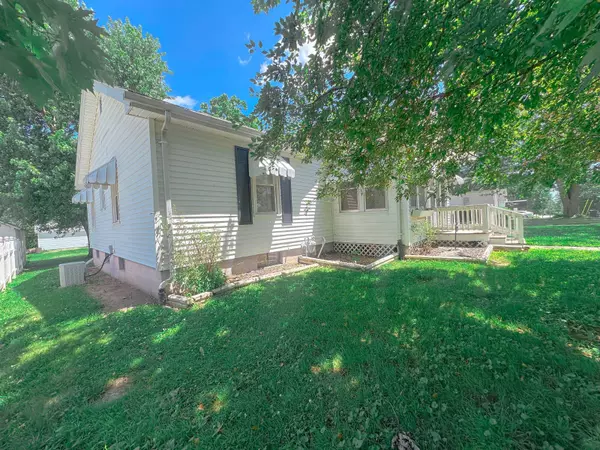 Pittsfield, IL 62363,702 W. Jefferson St